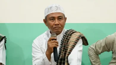 Kepala Dinas Arpusda Sumbawa Barat, H. Burhan Daeng Mangago.