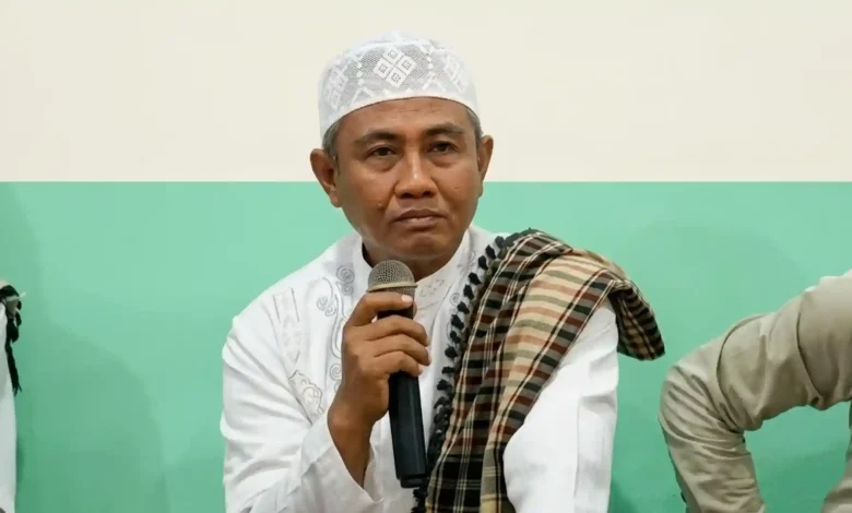 Kepala Dinas Arpusda Sumbawa Barat, H. Burhan Daeng Mangago.