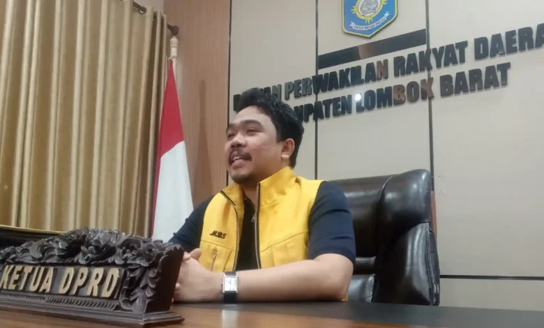 Ketua DPRD Lobar, Lalu Ivan Indaryadi saat ditemui di kantornya dan mengkritik SILPA 2025 Pemkab Lobar yang tinggi, Rabu, 1 Juli 2026.