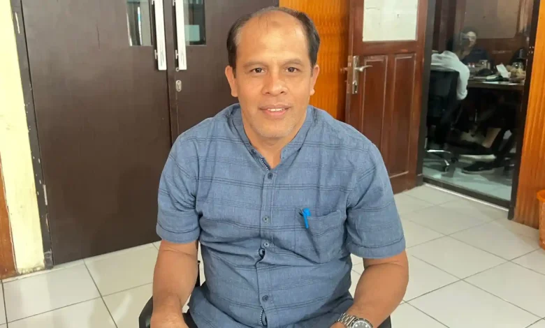 Kepala Dinas Tenaga Kerja dan Transmigrasi (Disnakertrans) Kabupaten Sumbawa Barat (KSB), Slamet Riadi.