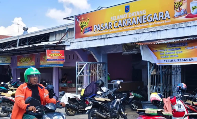 Pasar Cakranegara sebagai salah satu Kawasan Ikonik Kota Mataram.