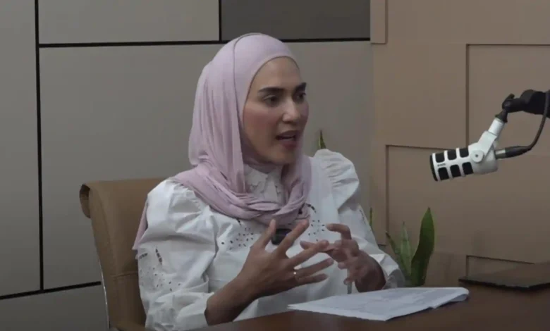 Wakil Ketua DPR RI, Sari Yuliati, saat menjelaskan bantuan untuk wilayah NTB dalam siniar bersama NTBSatu pada Senin, 3 Agustus 2026.
