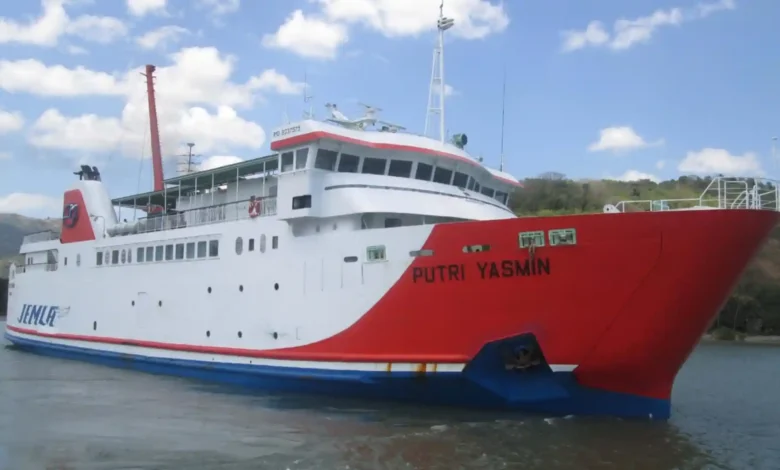 Profil KMP Putri yasmin, kapal yang terbakar di Selat Lombok pada Rabu, 12 Agustus 2026.