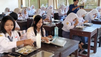 Potret pelaksanaan MBG di SMKN 1 Mataram pada Januari 2025.