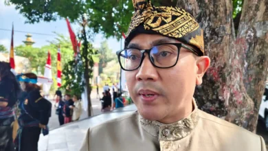 Kepala Dinas Kesehatan Kota Mataram sekaligus Ketua Ikatan Dokter Indonesia (IDI) Kota Mataram, dr. Emirald Isfihan, diwawancarai Senin, 31 Agustus 2026.