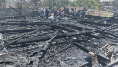 Potret Masjid Nursyahada di Desa Sade yang baru sekitar delapan bulan menjalani renovasi, kini rata dengan tanah setelah kebakaran pada Sabtu malam, 22 Agustus 2026.