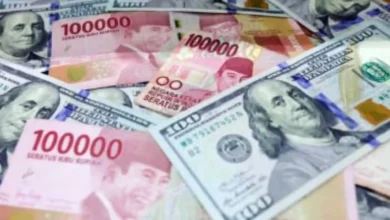 Nilai tukar rupiah terhadap dollar AS melemah hingga menyentuh angka Rp18 ribu.