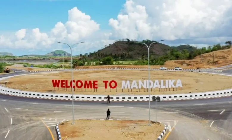 Kawasan Wisata Mandalika. Pemkab Lombok Tengah keluarkan aturan bagi pengelola destinasi pariwisata menjelang MotoGP 2026.