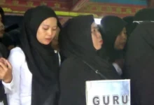 Momen Guru PPPK Paruh Waktu Lombok Barat saat dilantik oleh Pemerintah Kabupaten Lombok Barat, Januari 2026.