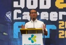 Wali Kota Mataram, Mohan Roliskana membuka Job Fair Poltekkes Mataram di Aula Bir Ali, Asrama Haji Embarkasi Lombok, Rabu, 30 Agustus 2026.