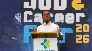 Wali Kota Mataram, Mohan Roliskana membuka Job Fair Poltekkes Mataram di Aula Bir Ali, Asrama Haji Embarkasi Lombok, Rabu, 30 Agustus 2026.