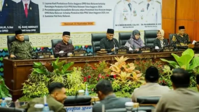 Pemkot Mataram-DPRD menghadiri penandatanganan Perubahan KUA-PPAS Kebijakan Umum Anggaran (KUA) dan Prioritas Plafon Anggaran Sementara (PPAS) 2026 di Ruang Rapat DPRD Kota Mataram, Selasa, 22 September 2026.