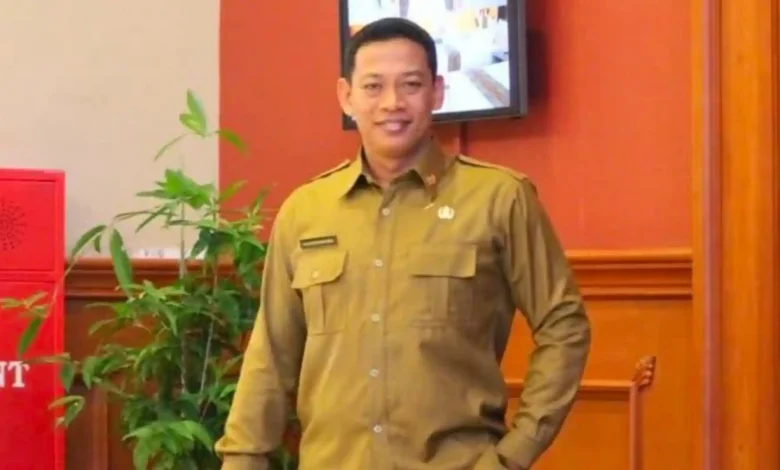 Lurah Mandalika, Lalu Heru Nuryadin.