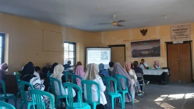 Pelaksanaan Sosialisasi Revitalisasi Kota Tua Ampenan oleh Tim Pengabdian Masyarakat Arsitektur Unram, Rabu, 15 Juli 2026.