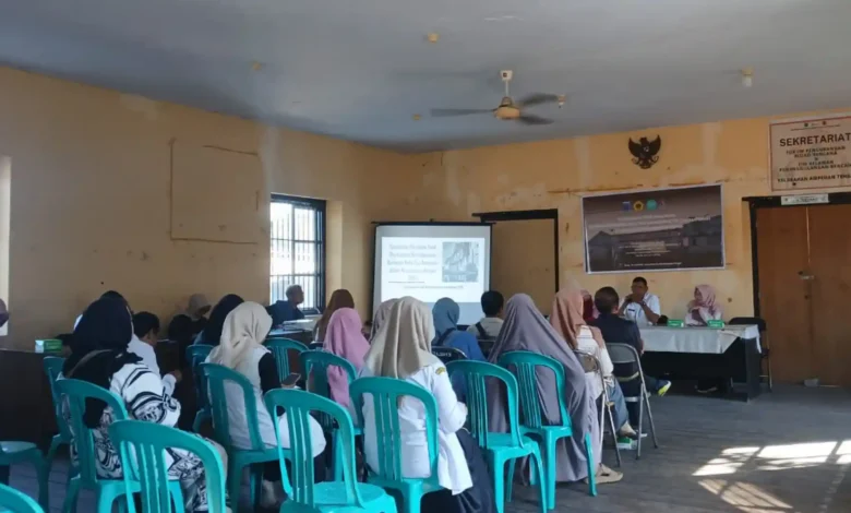Pelaksanaan Sosialisasi Revitalisasi Kota Tua Ampenan oleh Tim Pengabdian Masyarakat Arsitektur Unram, Rabu, 15 Juli 2026.