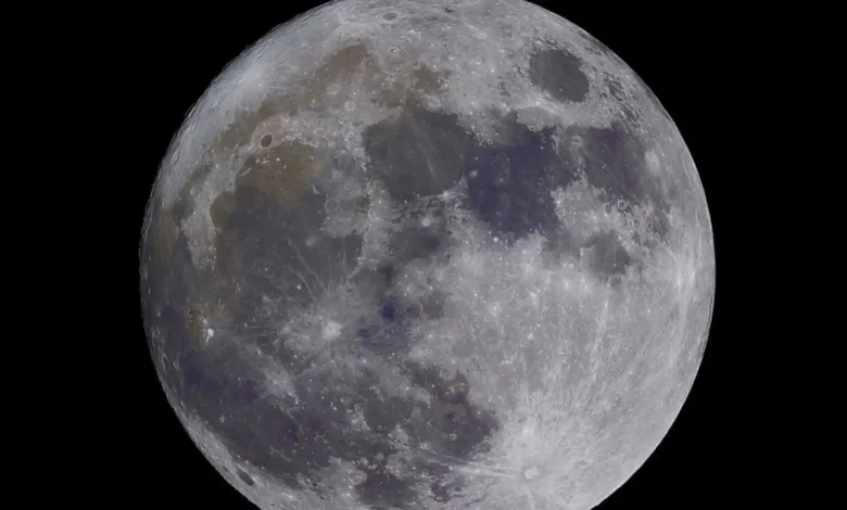 Ilustrasi fenomena Harvest Moon yang akan berlangsung Sabtu malam, 26 September 2026.