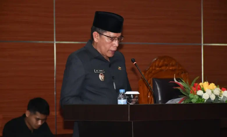 Wakil Bupati Lombok Timur, Moh. Edwin Hadiwijaya saat menghadiri rapat paripurna di kantor DPRD Lombok Timur, Jumat, 25 September 2026.