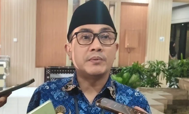 Kepala Dinas Kesehatan Kota Mataram, dr. H. Emirald Isfihan, diwawancarai beberapa waktu lalu.