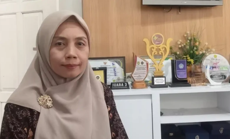 Kepala bidang kesehatan Hewan POV (Pejabat Otoritas Veteriner) kabupaten Sumbawa, drh. Rini Handayani., saat diwawancara, Kamis 3 September 2026.