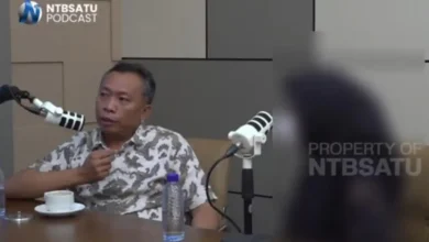 Ketua LPA Kota Mataram, Joko Jumadi, saat mengungkap kasus dugaan aborsi di Mataram dalam siniar bersama NTBSatu pada Jumat, 4 September 2026.