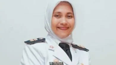 Lurah Jempong Baru, Fika Wulan Hartati.