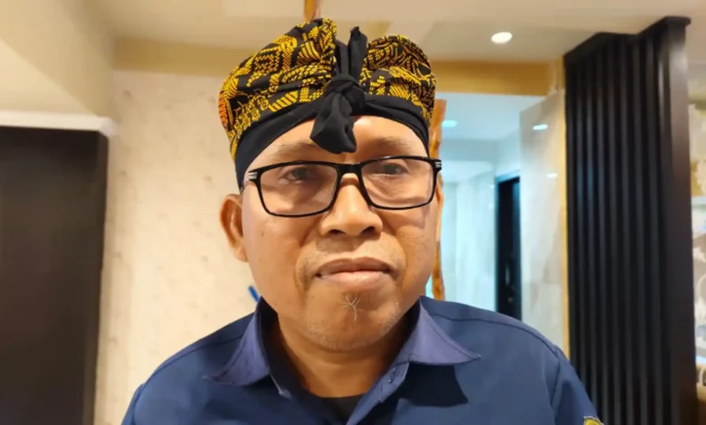 Kepala Lingkungan Babakan Utara, Kelurahan Babakan, Baha'udin.