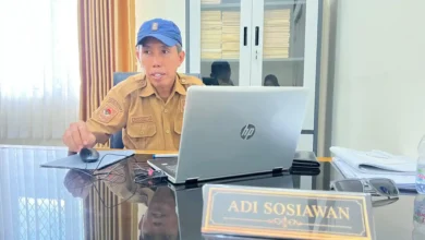 Kepala Bidang Pendaftaran Peduduk Disdukcapil KSB, Adi Sosiawan.