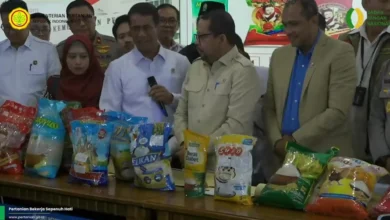Kementeian Pertanian saat merilis merek beras fortifikasi yang harus ditarik dari pasar pada Selasa, 15 September 2026.