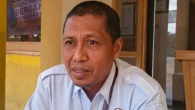 Lurah Gomong Muhammad Ilham.