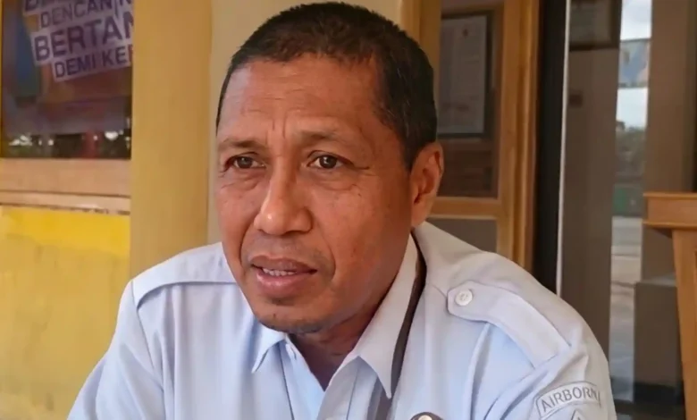 Lurah Gomong Muhammad Ilham.