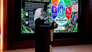 Wakil Bupati Sumbawa Barat Hj. Hanipah menyampaikan arahan teknis KSB Sadar STBM di Graha Praja, Sekretariat Daerah KSB, Rabu, 16 September 2026.
