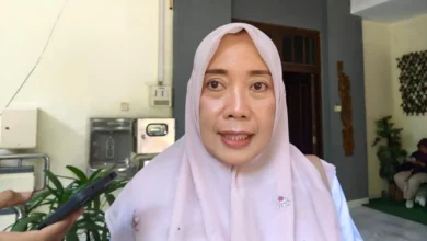 Kepala Dinas PUPR Kota Mataram, Lale Widiahning diwawancarai beberapa waktu lalu.