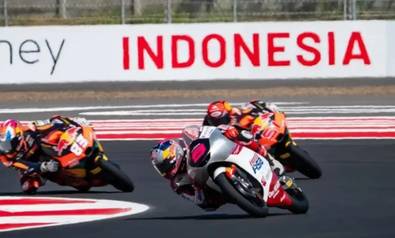 Pembalap Indonesia, Veda Ega amankan posisi ketujuh setelah kualifikasi Moto3 pada ajang MotoGP Mandalika 2026, Sabtu, 10 Oktober 2026.