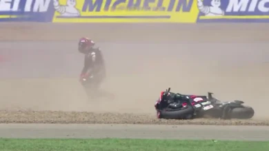 Jorge Martin saat terjatuh di sesi pemanasan MotoGP Mandalika 2026, Minggu, 11 Oktober 2026.