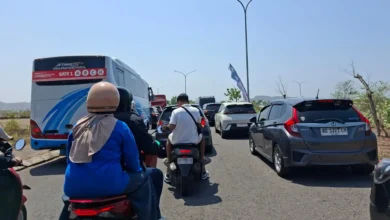 Kondisi lalu lintas menuju Sirkuit Mandalika di hari ketiga MotoGP, Minggu, 11 Oktober 2026.