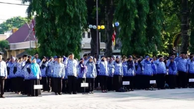 Potret ASN Kota Mataram melaksanakan apel pagi, di halaman Kantor Wali Kota Mataram.