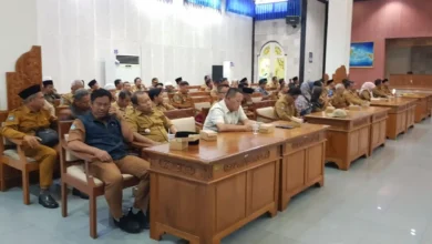 Kedes se-Lombok Barat mengikuti sosialisasi mengenai desil yang diselenggarakan Dinas Sosial, Pemberdayaan Perempuan, dan Perlindungan Anak, Senin, 12 Oktober 2026.