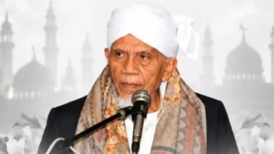 Sosok TGH Lalu Muhammad Turmudzi Badaruddin, pendiri Ponpes Qamarul Huda Bagu yang meninggal pada Kamis, 15 Oktober 2026.