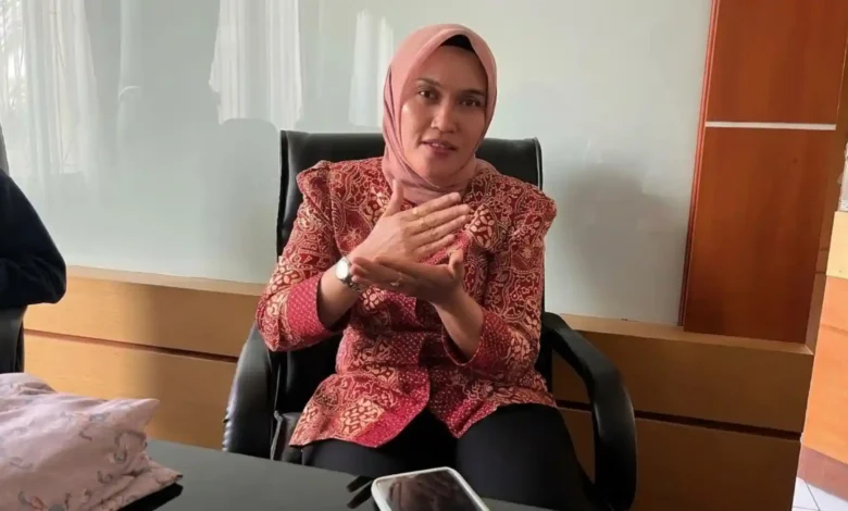 Wakil Ketua Komisi II DPRD Kota Mataram, Siti Fitriani Bakhresyi, diwawancarai Rabu, 21 Oktober 2026.