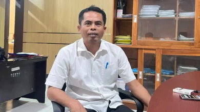 Kabid Ketenagakerjaan Disnakertrans KSB, Nasrullah saat diwawancarai NTBSatu, Rabu, 21 Oktober 2026.