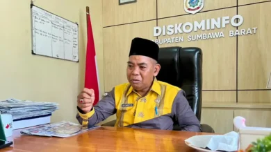 Kepala Diskominfo KSB, Dedy Damhudy M. Khatim, saat diwawancarai NTBSatu, Senin, 26 Oktober 2026.
